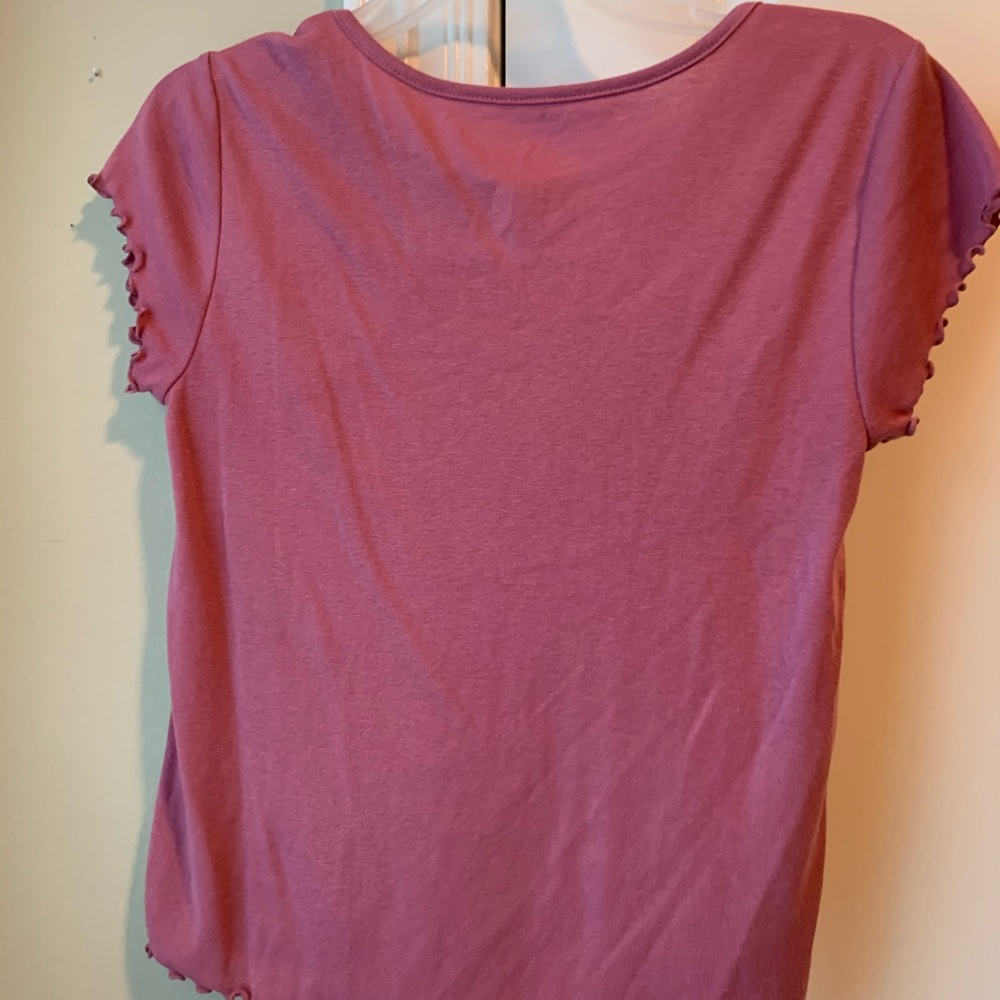 Pink tee. - Picture 2 of 2